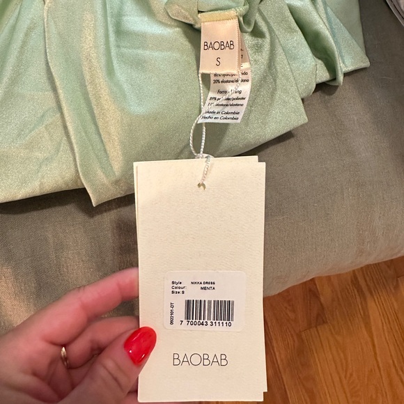 Baobab Nikka Coverup - Picture 3 of 11